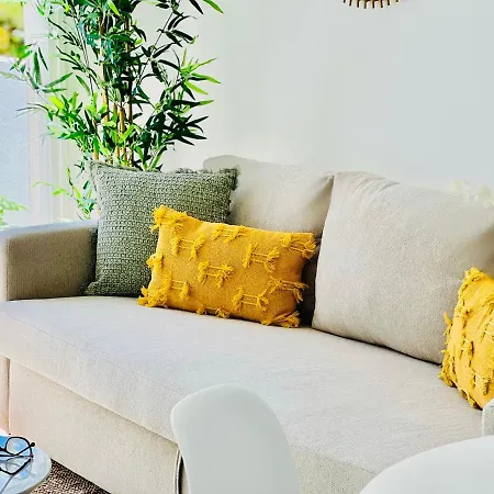 Canaryislandshost L Arena * 科斯塔特吉塞