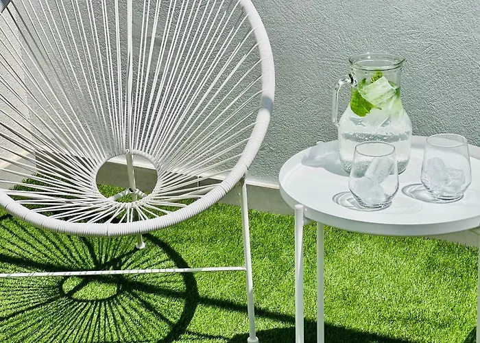 Canaryislandshost L Arena *